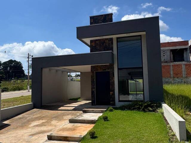 Casa para Venda em Cotia - 1